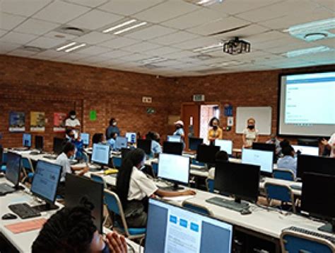 Mamelodi Campus Career Hub Steers High School Learners In The Right