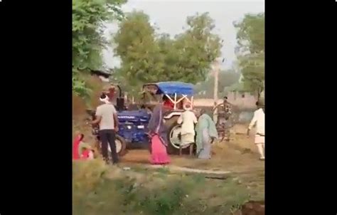 राजस्थान के भरतपुर जिले में जमीनी विवाद पर ट्रैक्टर से कुचलकर युवक की हत्या विडियो हुआ वायरल