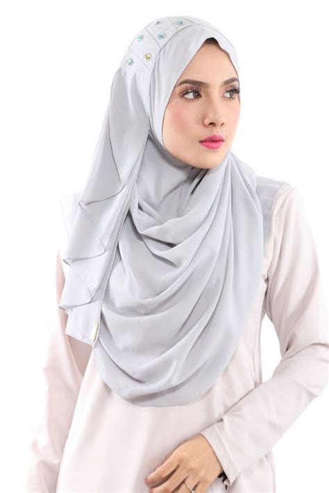 instant hijab slip on carmila aida naim instant shawl by by clixy hijab fashion summer abaya