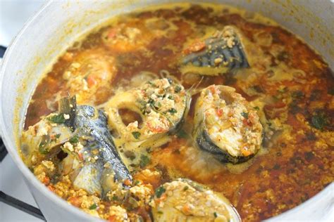 Egusi na west african name for di seeds of plants like squash, melons, wen dem dry am go turn to main nigerian egusi soup na soup wey dey thickened wit ground melon seeds wit oda vegetables. Egusi and Okro soup | Nigerian food, Food, Food blog