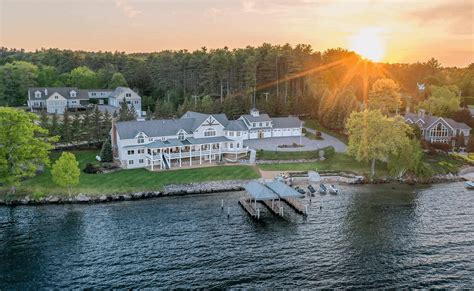 Lakefront Home In Laconia New Hampshire With 8 Car Garage Homes Of