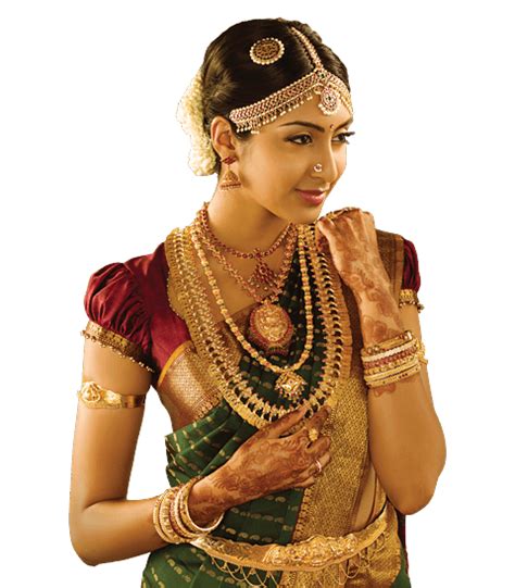 Traditional South Indian Tamil Bride Wearing Bridal Saree And Jewellery
