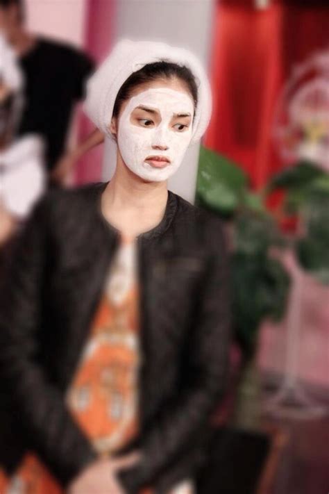 ยีนส์ ศิลาแลง — คิดนอกกรอบ 04:01 ตั๊กแตน ชลดา — ผู้สาวไทบ้านอินดี้ 03:53 ชมพู่ ก่อนบ่าย
