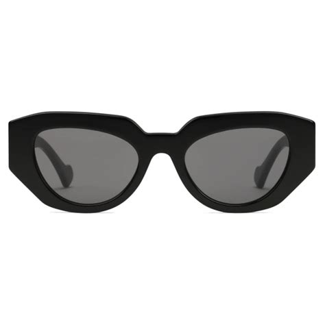 gucci geometric frame sunglasses black grey gucci eyewear avvenice