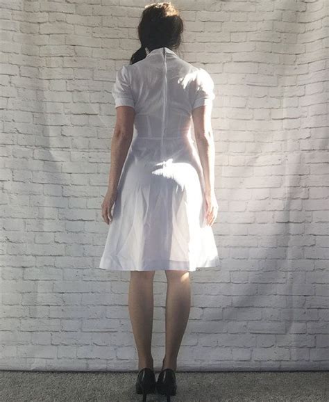 Vintage 40s White Nurse Uniform Dress M Puff Sleeve Hip Pockets Knee Length Wwii Costume Nurse