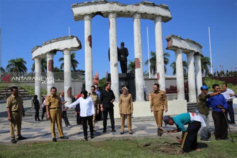 Kawasan Monumen Tugu Pahlawan Surabaya Dipercantik Dengan Taman Antara News Jawa Timur