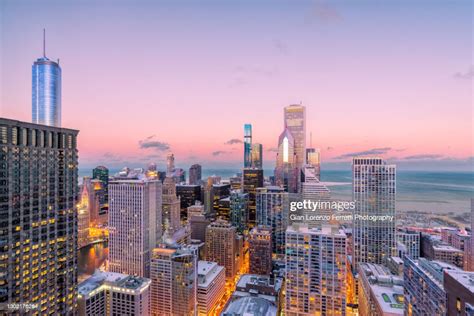 Chicago Cityscape At Sunset High Res Stock Photo Getty Images