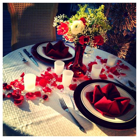 37 Romantic Table Decoration For Valentines Romantic Dinner Tables Romantic
