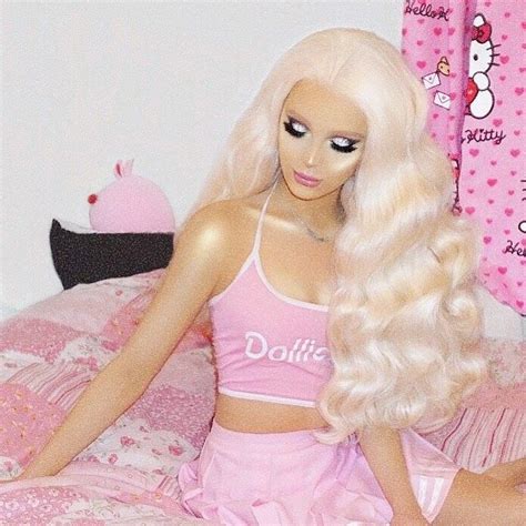 Pin By Steff On P1 Pretty Pink Princess Blonde Aesthetic Barbie Girl