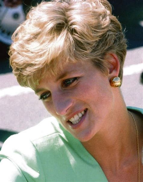 Princess Diana Princess Diana Hair Diana Haircut Short Hair Styles