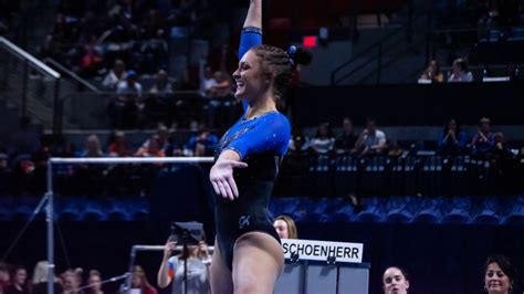 Gators Gymnastics Unveils 2022 Schedule The Independent Florida Alligator