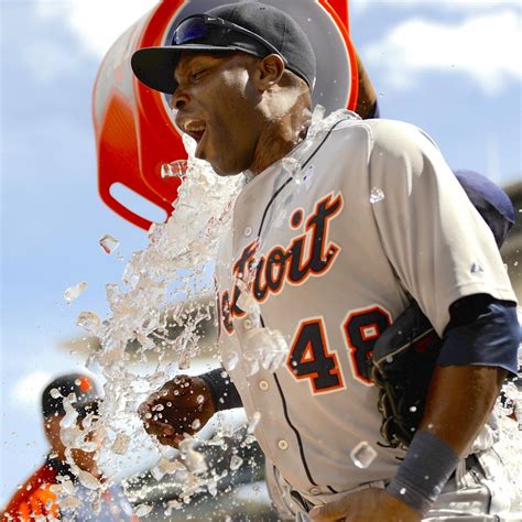 Torii Hunter Will 300 Hrs And A Late Career Surge Get Him In The Hall