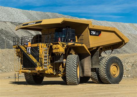 Cat® 794 Ac Mining Truck Proves Performance Rock And Dirt Blog