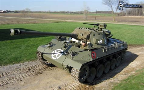 M18 Hellcat