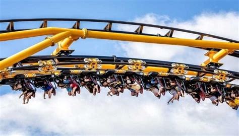 Horrifying Experience Rollercoaster Gets Stuck Leaving Riders Hanging