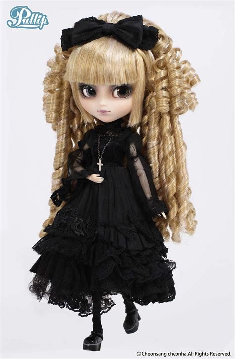 This Beautiful Gothic Looking Pullip Doll Is Another Addition To Their