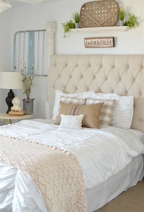If you like bedroom decorating ideas, you might love these ideas. 45+ Best Farmhouse Bedroom Design and Decor Ideas for 2021