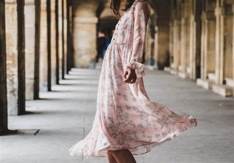 Yuk Kenali Jenis Kain Yang Nyaman Untuk Dress Wanita Blog Belanja Pay Later Atome