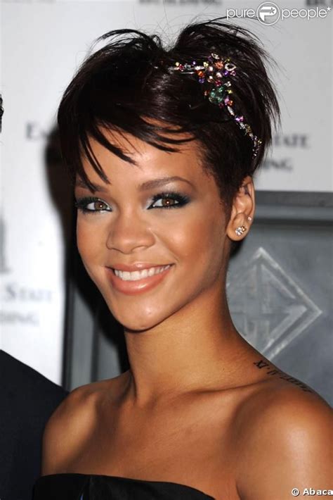 Rihanna Pixie Haircut Headband Hairstyles Pixie Hairstyles