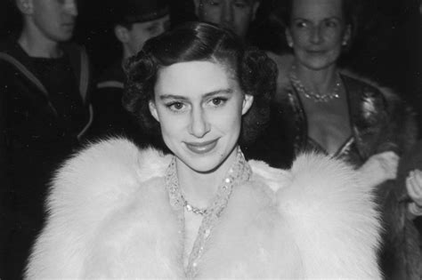 13 Facts You Didn't Know About Princess Margaret, The Queen's Younger ...
