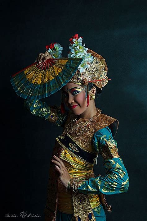 Potret Penari Legong Traditional Dance Traditional Dresses Bali Girls Thailand Vietnam