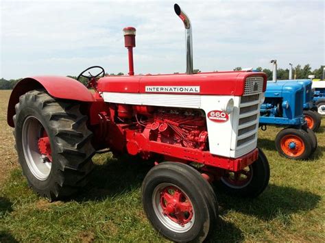 Ih 660 Farmall Tractors Farmall Tractors