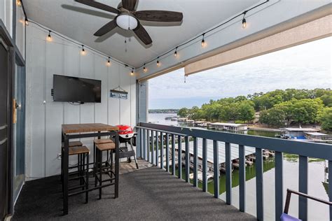 Remodeled Lakefront Condo Boat Slip Patio Views Sleeps 4 Pool