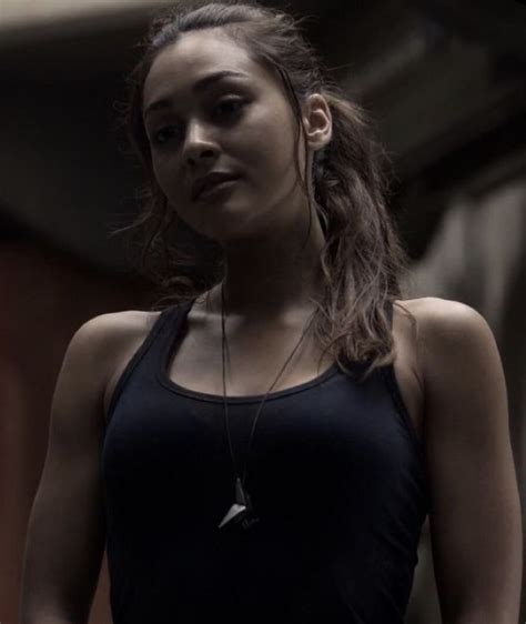 Raven Reyes The 100 Show The 100 Raven The 100