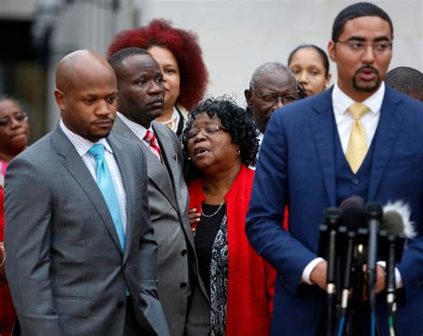 Mistrial For South Carolina Officer Who Shot Walter Scott The New York Times