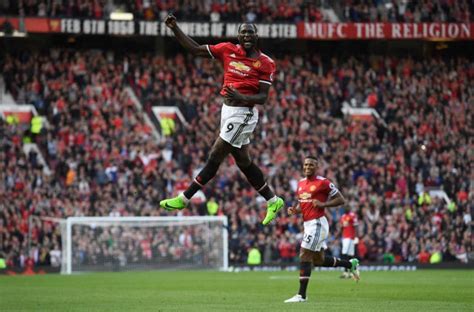 Manchester united striker romelu lukaku says celebration after scoring against former club romelu lukaku says he was having 'banter' with the everton supporters after appearing to taunt. Manchester United's Romelu Lukaku's celebration was "just ...