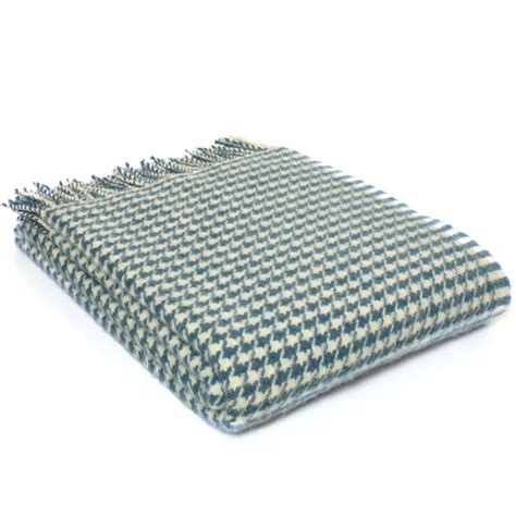 Tweedmill Houndstooth Ink Throw In Pure New Wool Dark Blue And Cream