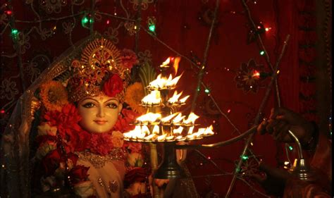 navrati the festival in india to honour the female feminine aspects of the divine