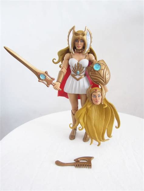 Masters Of The Universe Classics She Ra Figure Motu Motuc Heman Motu