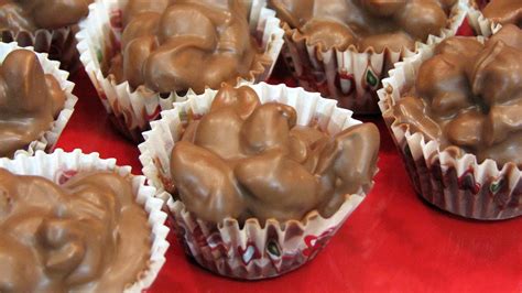 Recipe courtesy of trisha yearwood. Slow Cooker Chocolate Candy - Christmas - Lynn's Recipes ...
