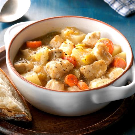 Chicken alfredo stew, autumn chicken stew, mediterranean chicken stew—there are so many delicious ways to make chicken stew, and we've collected them all for you right here. Skillet Chicken Stew Recipe | Taste of Home
