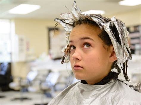 Things Parents Need To Know Before Letting Their Child Dye Their Hair