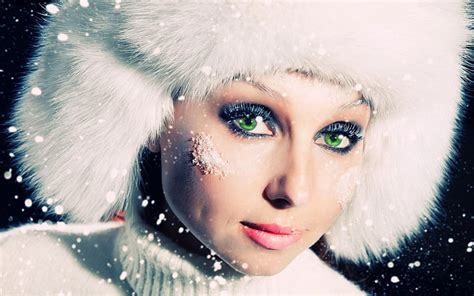 White Fur Hat Girl Hat Snow Green Eyed Face Hd Wallpaper
