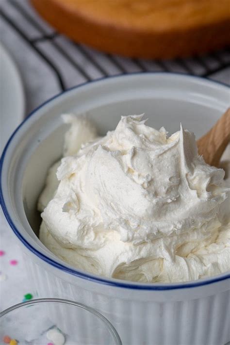 perfect fluffy buttercream frosting recipe the best vanilla buttercream