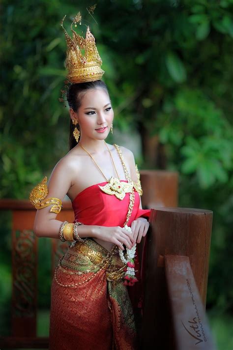 Menelwena Traditional Thai Clothing Thai Wedding Dress Beautiful