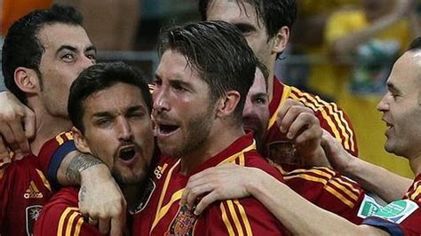 Ni brasil ni españa han convencido durante los cinco encuentros que han disputado por el momento. El Brasil-España de la Confederaciones, por televisión en ...