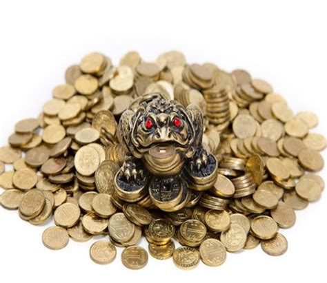 A frog tattoo on the throat was supposed to keep an iban warrior from being decapitated in battle. Lucky money frog! | Lucky money, Money, Coins