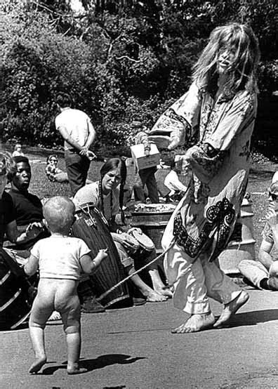 Robert Altman Photography ~ The Sixties 4 Hippie Life Happy Hippie