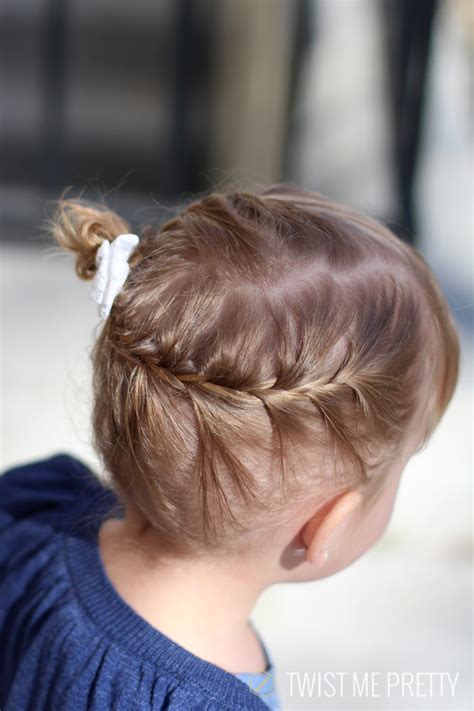 Toddler roll to side ponytail. Styles for the wispy haired toddler - Twist Me Pretty