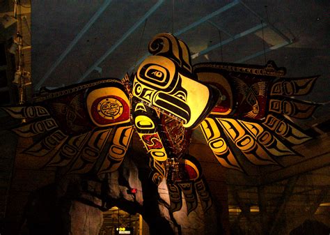 Native American Culture Birds Totem Sculpture Statue Wallpapers