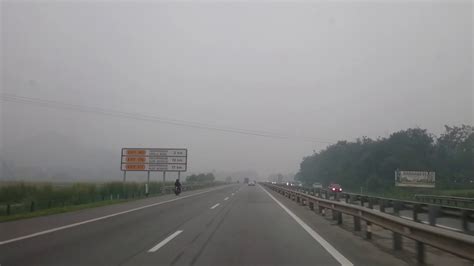 Plus expressways berhad menara korporat, persada plus persimpangan bertingkat subang, km15 lebuhraya baru lembah klang, 47301 petaling jaya, selangor darul. Jerebu Lebuhraya Utara Selatan - Jitra ke Alor Setar - YouTube