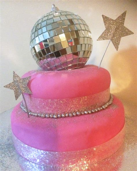 I want to make an unusual but simple birthday cake for my nearly 7 year old niece/goddaughter. Kiara's 7 Year Old Disco Party | SIMONEmadeit.com