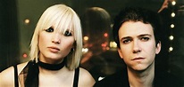 The Raveonettes: Raven In The Grave • Popklub - Das IndiePopZine