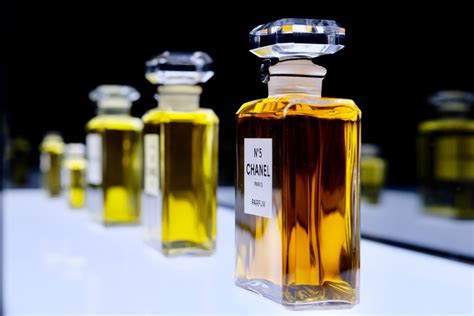 Les 8 Parfums Les Plus Renommés De La Parfumerie Française