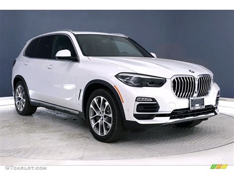 Maybe you would like to learn more about one of these? 2021 Mineral White Metallic BMW X5 xDrive45e #139097063 ...