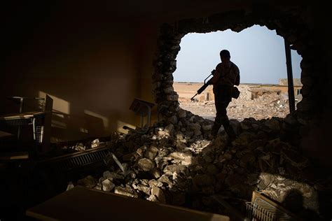 Knocking On Mosuls Door Al Jazeera